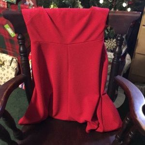 Limited strapless dress